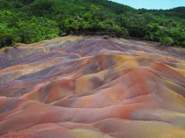 Colored-Earths-and-The-Chamarel-Falls