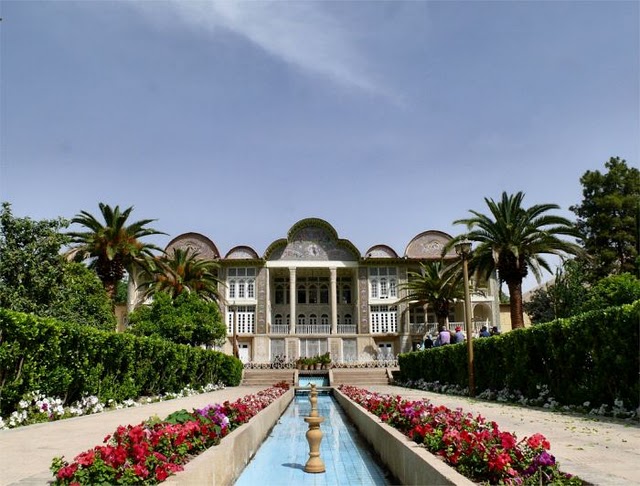 impressive_architecture_of_iran_14.bjpg