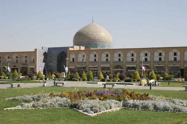 impressive_architecture_of_iran_36