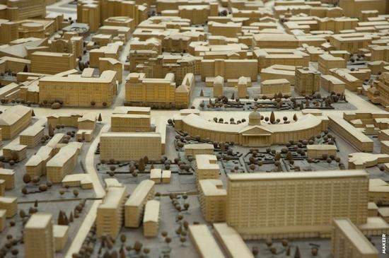 model-of-moscow-3