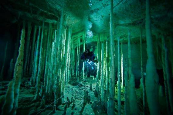 underwater-caves-in-bahamas01