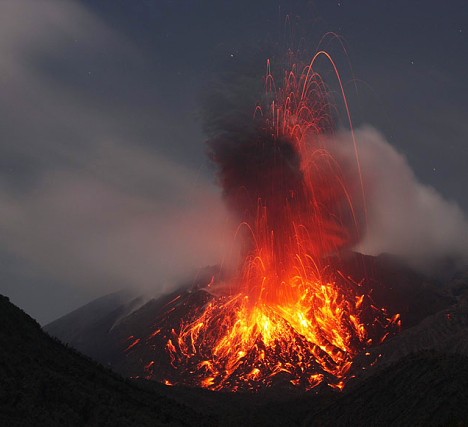 volcanoes_4x